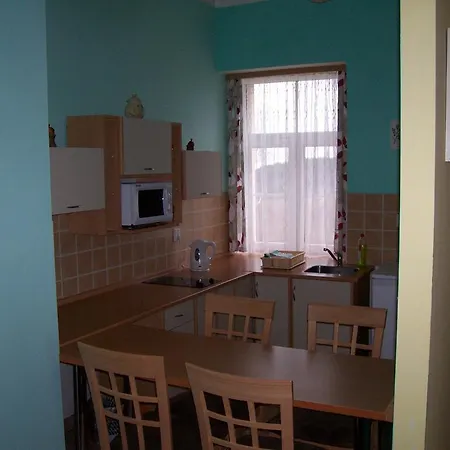 Lejlighed Apartmanovy Dum Obecna Skola